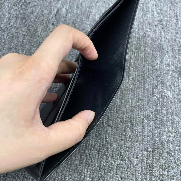 100% Authentic Louis Vuitton Leather Men's Wallet - Picture 8 of 12